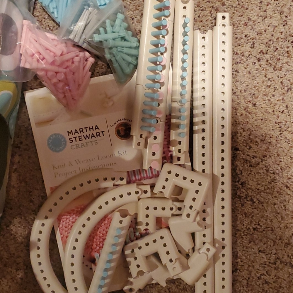 Martha Stewart Knit and Weave Loom Kit